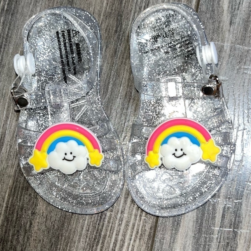 Toddler girls clear rainbow jellies size 3/4 like‎ new